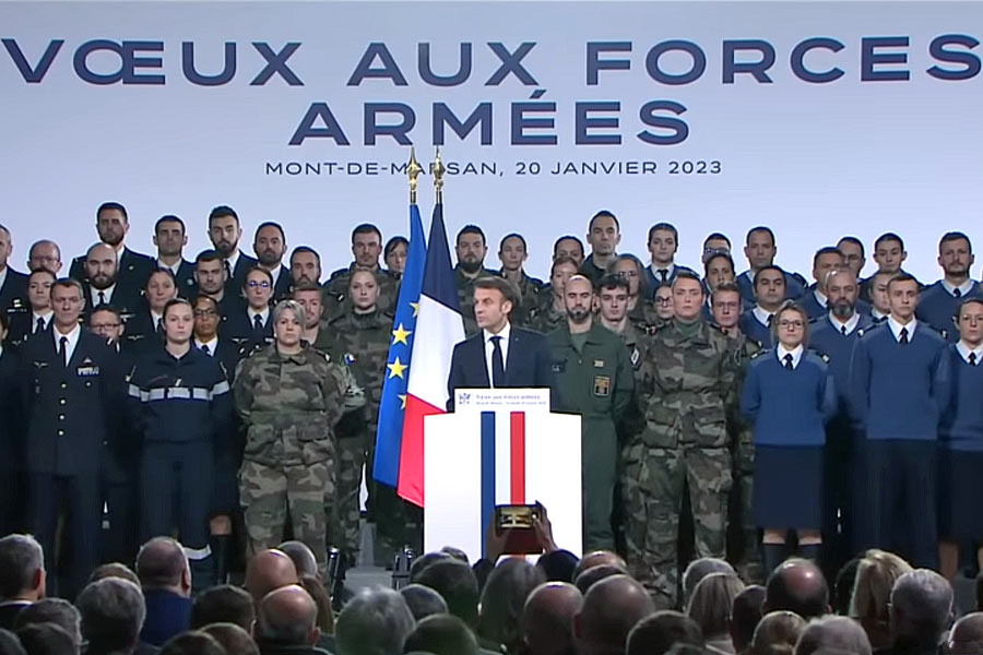 L'Elysée a modifié le bleu du drapeau français, revenant au bleu marine